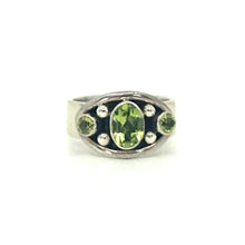 Load image into Gallery viewer, Nicky Butler SS Peridot Oval Gem Band Ring
