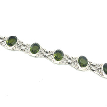 Load image into Gallery viewer, Nicky Butler SS Olivine Quartz Doublet Oval Line Bracelet