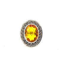Load image into Gallery viewer, Nicky Butler SS Honey Quartz Bold Oval Flower Ring