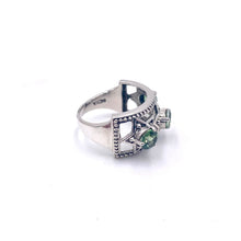 Load image into Gallery viewer, Nicky Butler SS Green Topaz Gem Star Band RIng